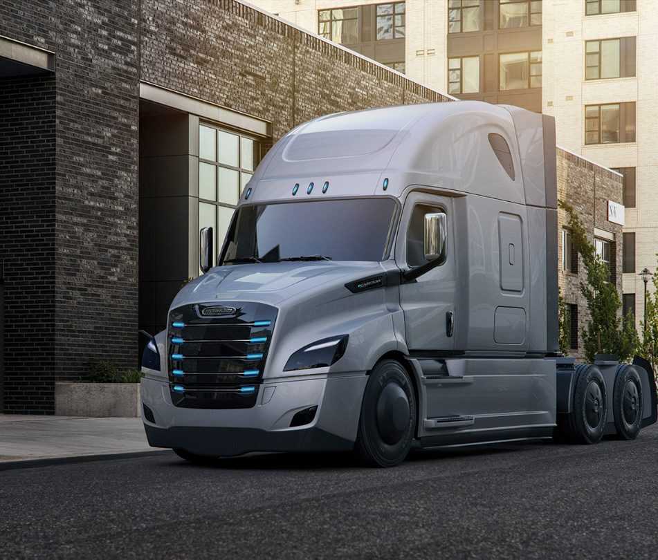 Daimler eCascadia EV semi