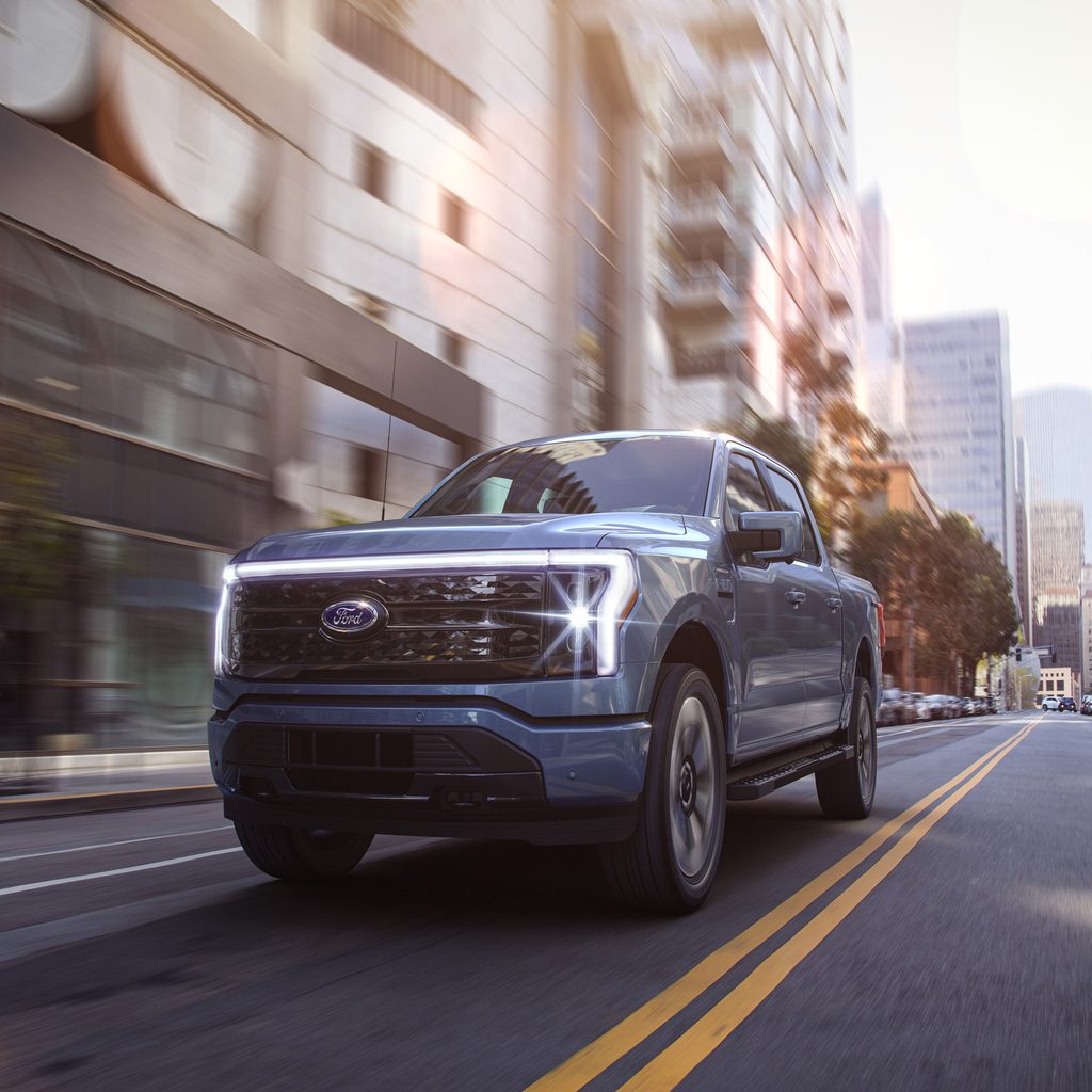 2022 Ford F-150 Lightning Platinum