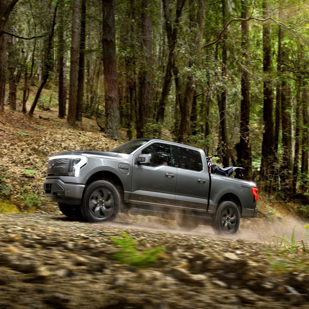 2022 Ford F-150 Lightning Lariat