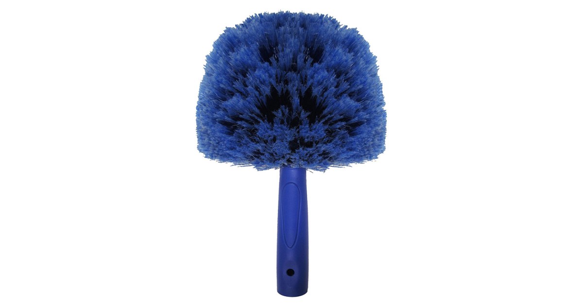 The best cobweb dusters for getting rid of webs and dust in any nook or