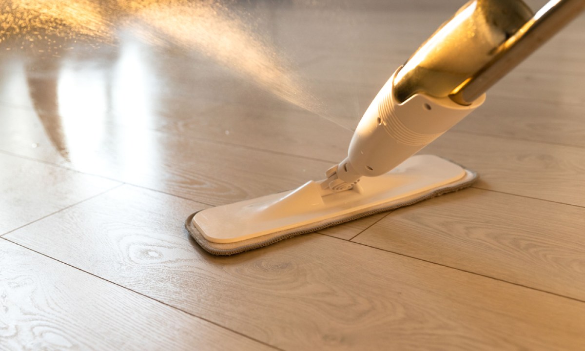 the best spray mops for floors mop