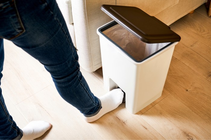 the best black ballpoint pens trash can with lid and foot pedal