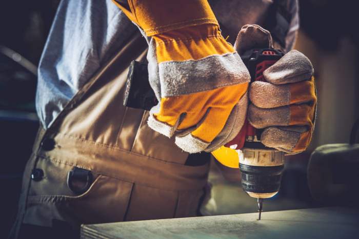 the best insulated work gloves for industrial use and electrical