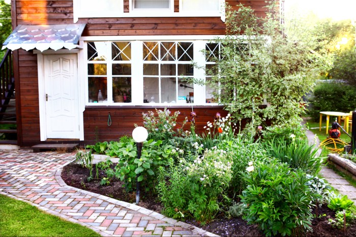 Summer cottage with formal garden