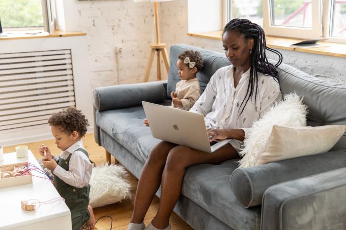 woman-children-working-from-home