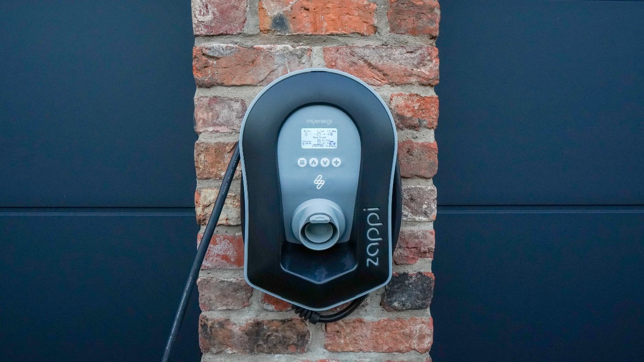 Hard-wired ev charger
